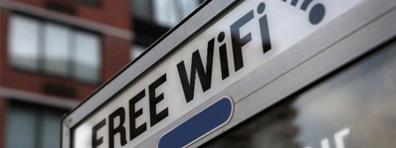 ¿Es seguro conectarse a una red WiFi pública?